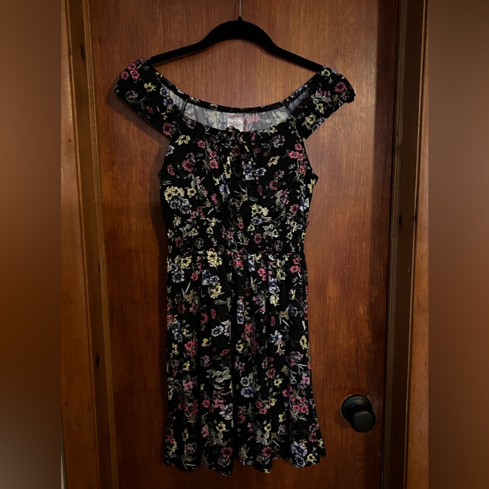Juniors Dress